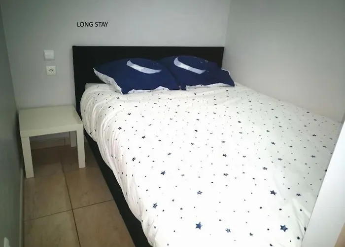 Apartment Voor 4 Personen Met Zwembad Aan Zee