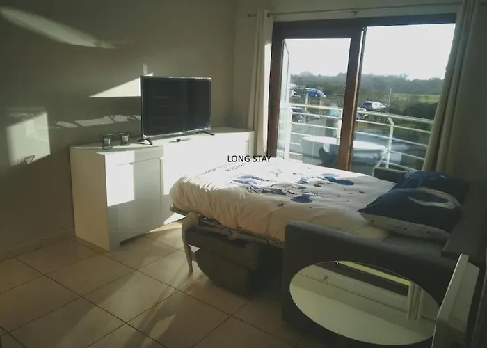 Apartment Voor 4 Personen Met Zwembad Aan Zee